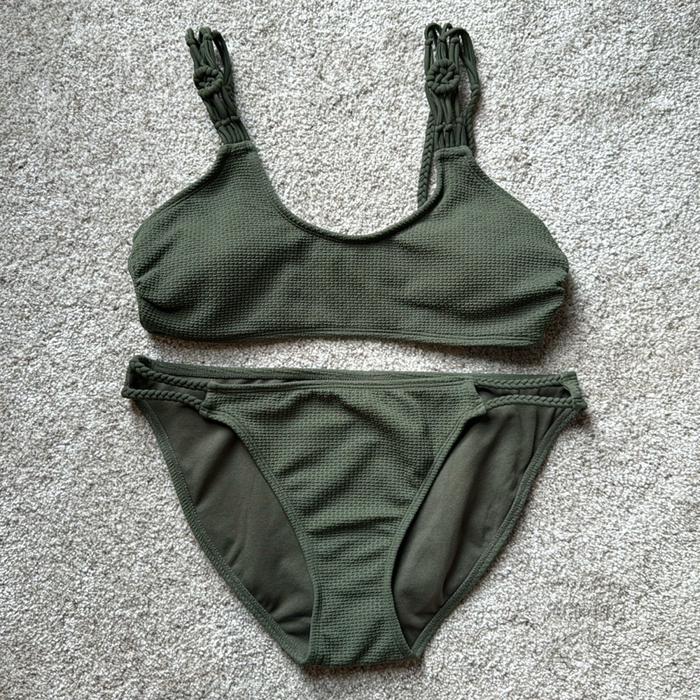 Two piece, Green Bikini, Size M